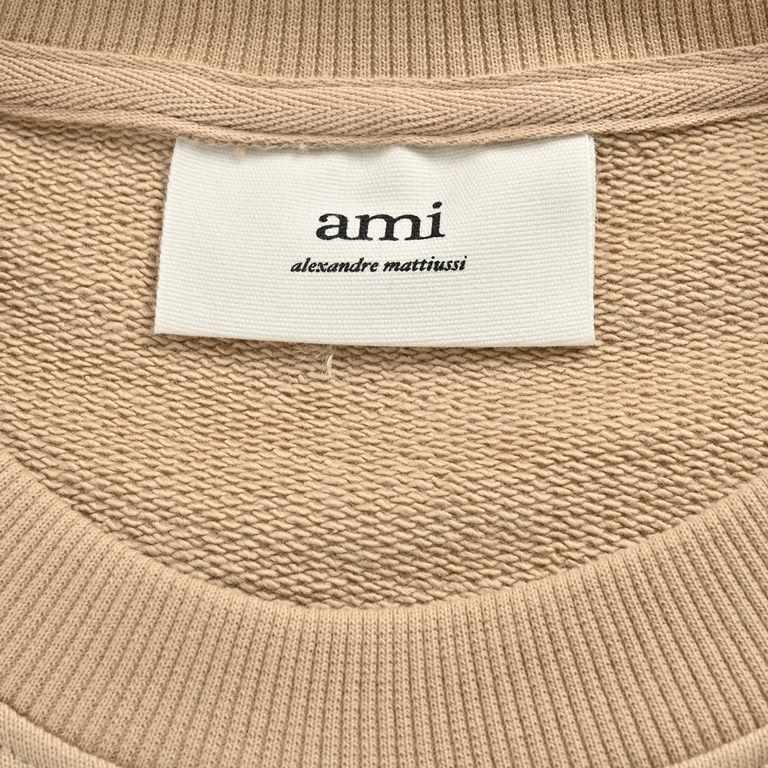 Ami classic small heart embroidery round neck sweaterEarly fall new high grams of cotton basic round neck sweater, men and women with the same models, trading company channels thin out, synchronized with the official web