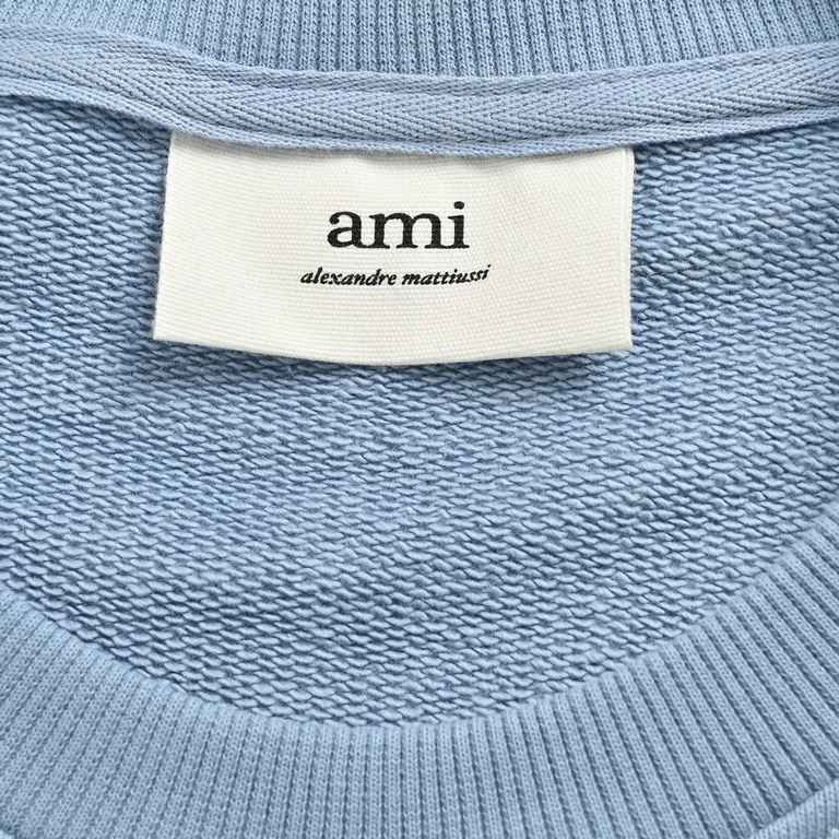 Ami classic small heart embroidery round neck sweaterEarly fall new high grams of cotton basic round neck sweater, men and women with the same models, trading company channels thin out, synchronized with the official web