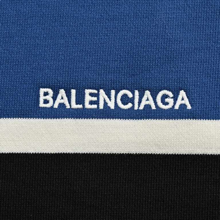 BalenciagaBalenciaga 23Fw Glacier Stripe Embroidered Letter Crew Neck SweatshirtCapsule series Glacier color matching wide stripe basic sweater this sweater to the surrounding world environment as the inspiration for the