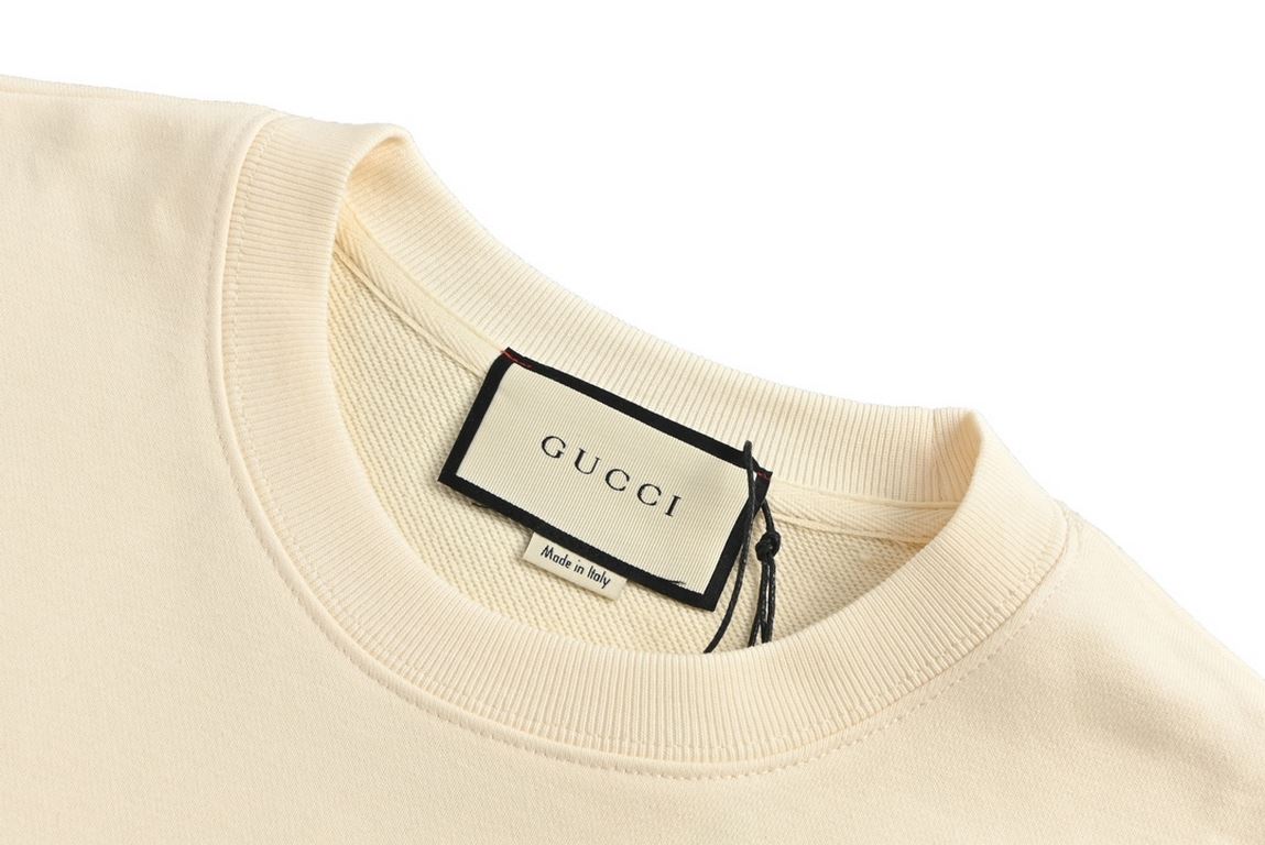 GucciGucci 23Fw Circle Letter Printed Crew Neck SweatshirtFabrics using 400 grams of cotton, customized 32 threads, clothing two times at the wash, the fabric is comfortable and skin-friendly without strange feeling, cus