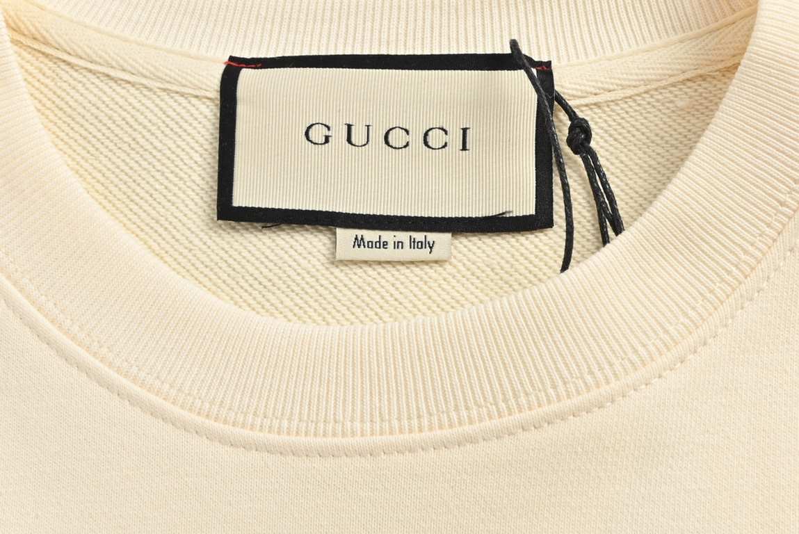 GucciGucci 23Fw Circle Letter Printed Crew Neck SweatshirtFabrics using 400 grams of cotton, customized 32 threads, clothing two times at the wash, the fabric is comfortable and skin-friendly without strange feeling, cus