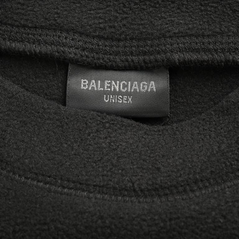 .BalenciagaBalenciaga 23Fw Double Loop Polarized Fleece Crew Neck SweatshirtThe fabric follows the original version of the weft knitting North America small grain lambswool (double-sided shagging) using a large circular 