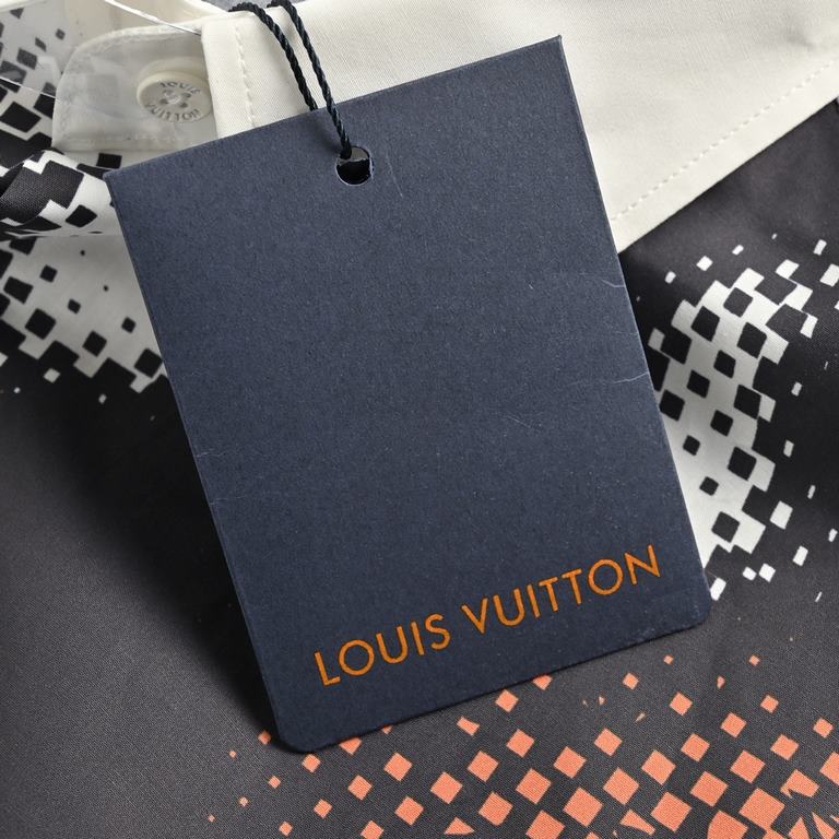 Louis VuittonLouis Vuitton 23Fw Pixel Print Shirt2023 FW FallWinter New Knit Blend Long Sleeve ShirtCampfire series graffiti patterned bottom, embellished with monogram classic pattern.Add a casual touch Button closure d