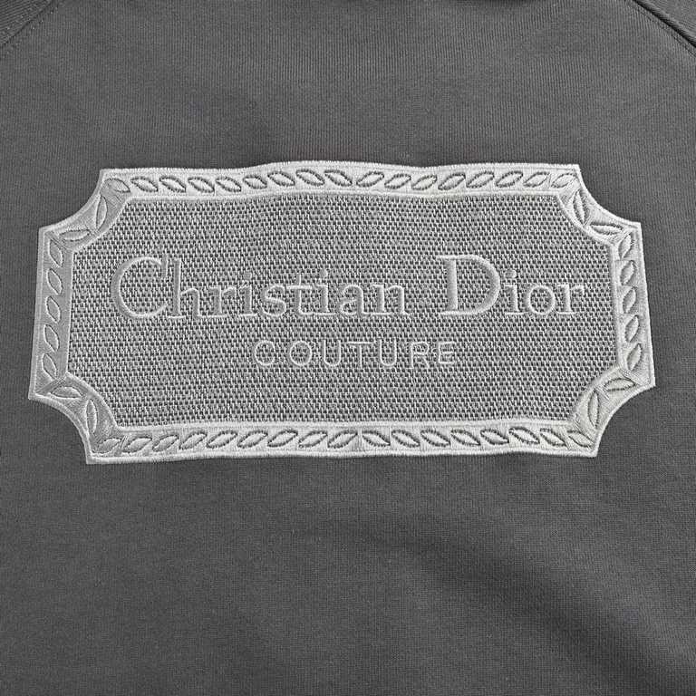 DiorDior 23Fw back silver label embroidery zipper sweater jacketDIOR embroidered nameplate series, minimalist style embodied in the sense of seniority, different from the market inferior version of the full three-dimensi