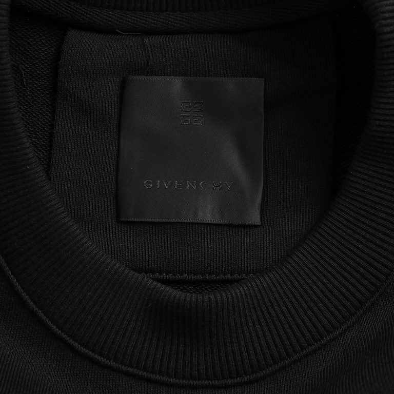 GIVENCHY  Givenchy 22ss four-cell three-dimensional embroidery round neck sweaterEmbroidery using imported Tajima embroidery machine up to a total of more than 100,000 stitches of high-density three-dimensional embroider