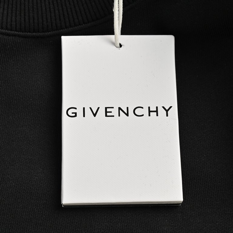 GIVENCHY  Givenchy 22ss four-cell three-dimensional embroidery round neck sweaterEmbroidery using imported Tajima embroidery machine up to a total of more than 100,000 stitches of high-density three-dimensional embroider