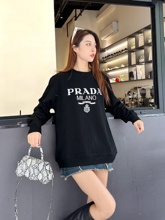 #PradaPrada 23Fw Embroidered Logo Crew Sweatshirt Top