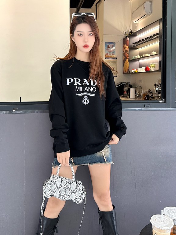 #PradaPrada 23Fw Embroidered Logo Crew Sweatshirt Top