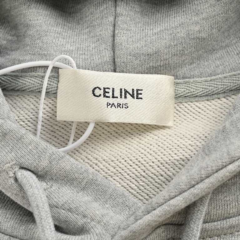 Celine 23ss capsule series letter hooded sweatshirt.This year's latest multi-layer LOGO printing, the fabric is made of cotton terry double-stranded sweater, the version of the hardware, printing using imported pulp, the