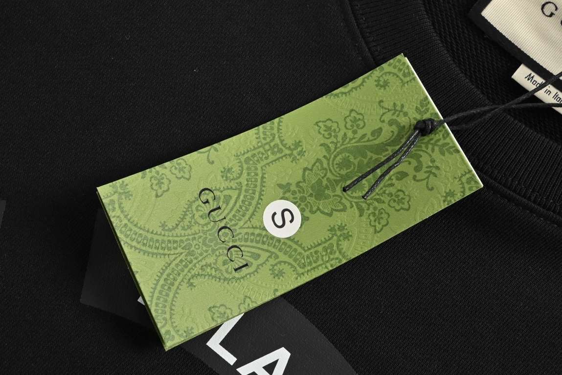 GucciGucci 23Fw Circle Letter Printed Crew Neck SweatshirtFabrics using 400 grams of cotton, customized 32 threads, clothing two times at the wash, the fabric is comfortable and skin-friendly without strange feeling, cus