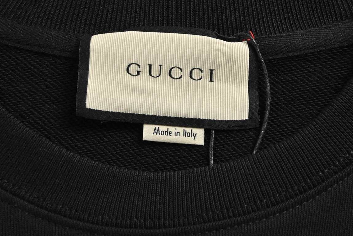 GucciGucci 23Fw Circle Letter Printed Crew Neck SweatshirtFabrics using 400 grams of cotton, customized 32 threads, clothing two times at the wash, the fabric is comfortable and skin-friendly without strange feeling, cus