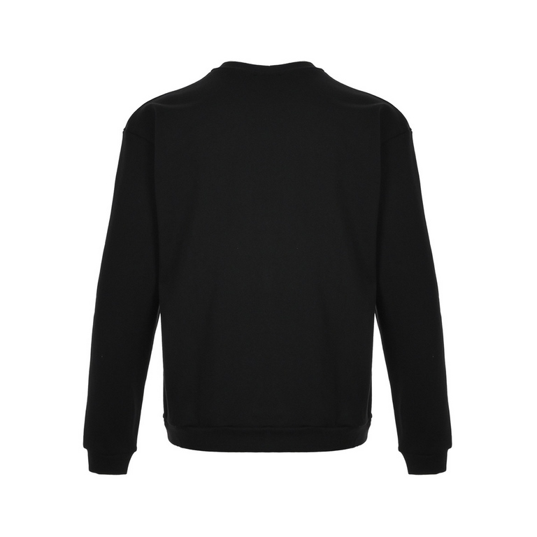 CelineCeline 23Fw Classic Chest Small Label Crew Neck SweatshirtFrench fashion and luxury brand CELINE upholds the style aesthetic, constantly moving forward in the exploration, designing a lot of classic patterns are ve