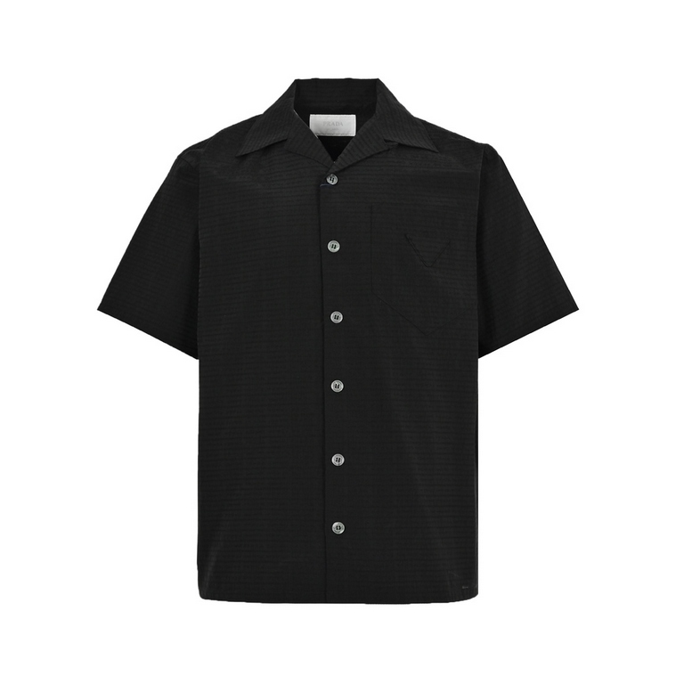 PradaPrada 23ss Short Sleeve Shirt in Government Silk Bermuda Dark PrintOriginally purchased in Beijing SK, different from the previous polyester jacquard fabric, the new full-printed logo is cotton fabric jacquard, incr