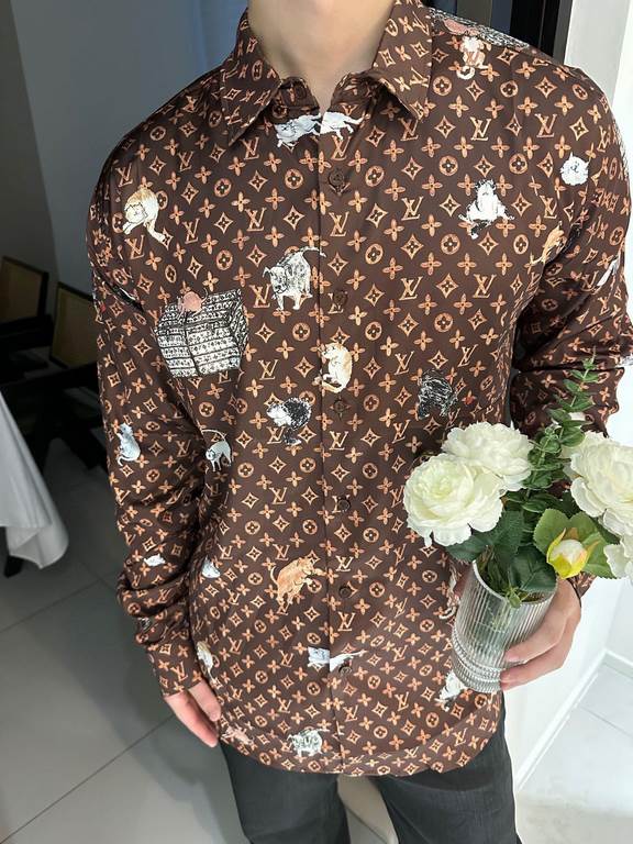 #LouisVuitton 23ss New Zoo Limited Shirt Up