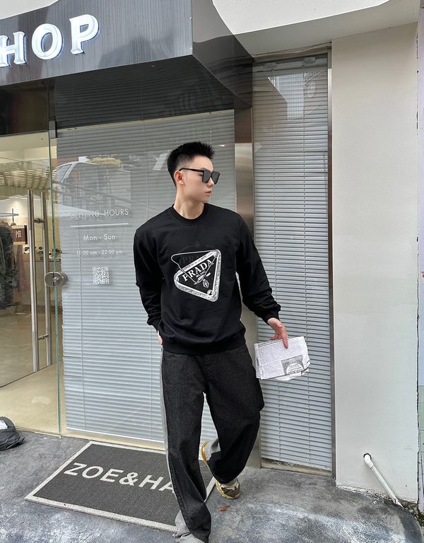 #PradaPrada 23Fw Triangle Label Printed Crew Neck Sweatshirt Top