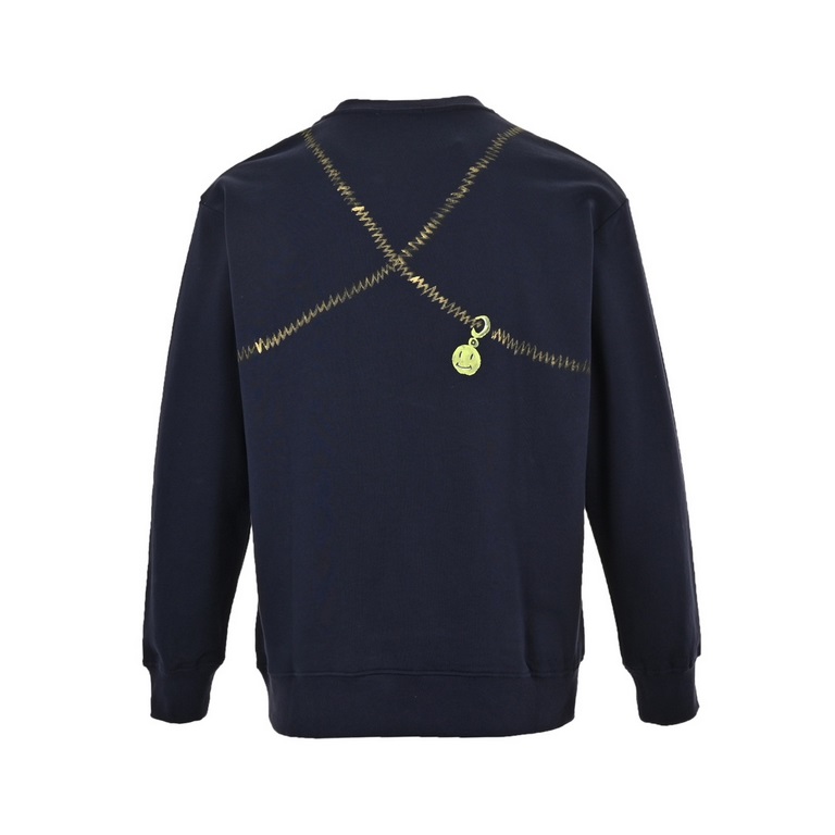 ChanelChanel Small fragrance hand-painted print round neck sweaterMinimalist and sophisticated, but also highlights the high level of wear recommended sweater Small but exquisite logo print, highlighting the overall nobl