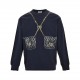 ChanelChanel Small fragrance hand-painted print round neck sweaterMinimalist and sophisticated, but also highlights the high level of wear recommended sweater Small but exquisite logo print, highlighting the overall nobl