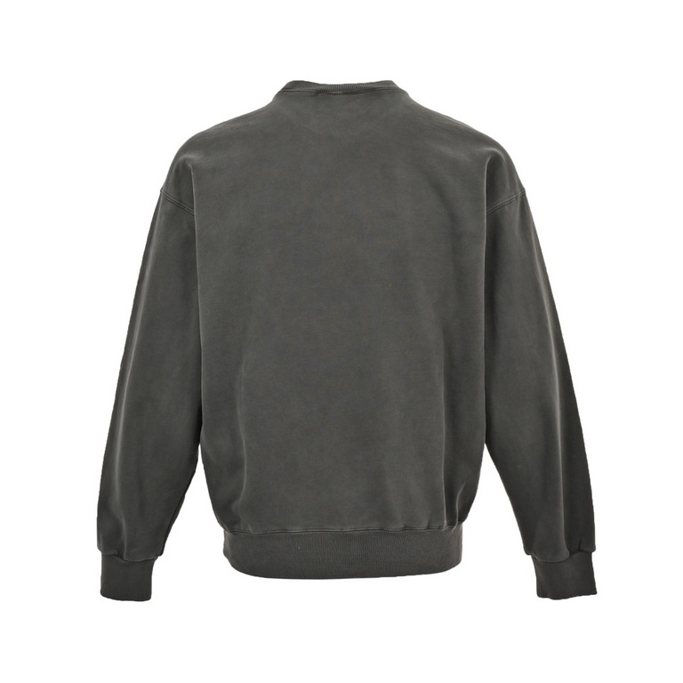 Carhartt  Carhartt WIP Series Classic Logo Crew Neck SweatshirtExclusive to the European market, the WIP line remains true to Carhartt's core values of quality, durability and comfort. The seemingly basic construction of