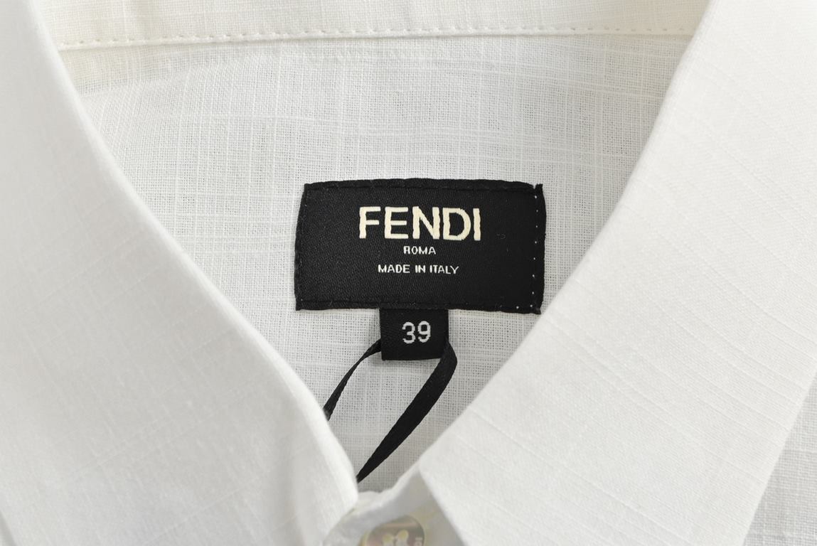 FendiFendi 23ss linen printed shirtThe original Hangzhou state special 6900 purchase custom-dyed yarn linen   cotton material. Printed with imported machine printing customized buttons customized accessories factory prod