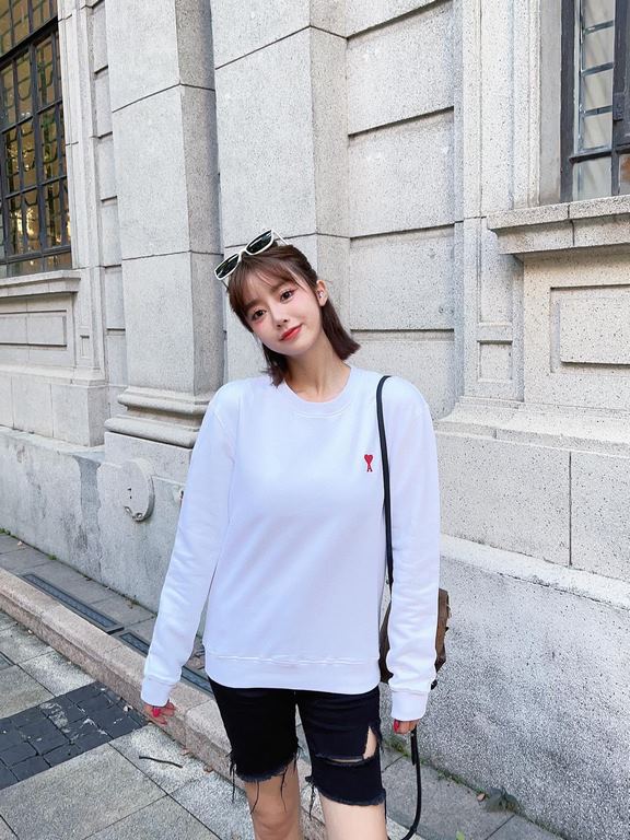 #Ami Classic Little Heart Embroidered Crew Neck Sweatshirt Top