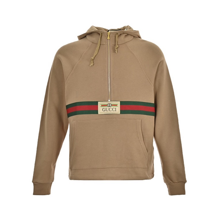 Gucci Gucci red and green webbing half-zip long sleeve hooded sweatshirtThe use of 21 double-stranded interwoven 32 double-stranded yarn combed cotton large terry bottom fabric, and the original version of the same 400 g