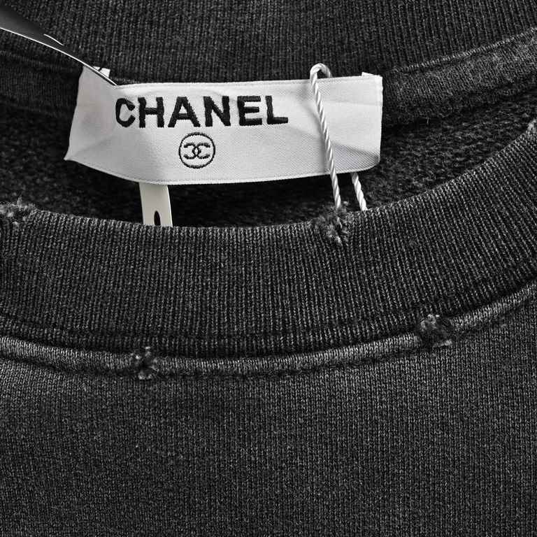 .Chanel  Chanel Washed Foam Print Crew Neck SweatshirtCustomized high grams of knitted cotton fabric carefully crafted, feel particularly solid, texture pull full, fluffy and delicate on the body comfortable, superior mo