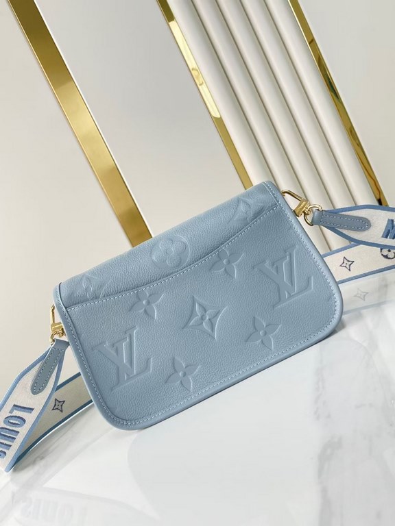 Top   Light BlueThis Diane handbag is made from Louis Vuitton's classic Monogram Empreinte embossed leather, with the brand's logo woven into the removable wide jacquard shoulder strap, m46846 light blue M46388 white m46