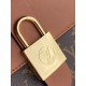 Top PremiumLOCKY BB HANDBAG M44654 CARAMEL This small but stylish Locky BB handbag in Monogram canvas and cowhide leather with an eye-catching large gold padlock closure combines sophistication and style. It can be carri