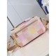 Exclusive N40749 】This Pochette Métis East West bag from the Damierlicious collection is made of Damier Giant canvas dipped in pastel shades. The on-trend silhouette features a neat interior with an S-lock closure, a sho