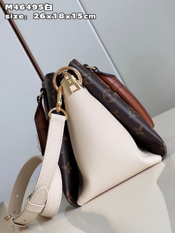 Exclusive M46495 White 】The Opéra BB handbag is a patchwork of Monogram canvas, grained leather and smooth leather, all in Louis Vuitton's signature style. Subtle rivets embellish the rolled leather handles, while the le