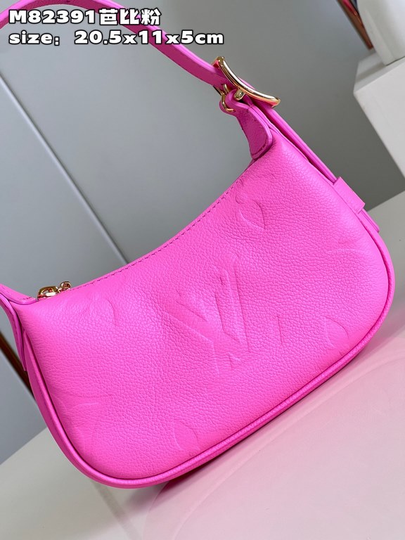 Exclusive M82391 Barbie Pink 】M82487 Mini Moon is crafted from supple Monogram Empreinte embossed leather, with eye-catching details such as the LV Circle logo on the zipper closure reflecting its jewel-like brilliance. 