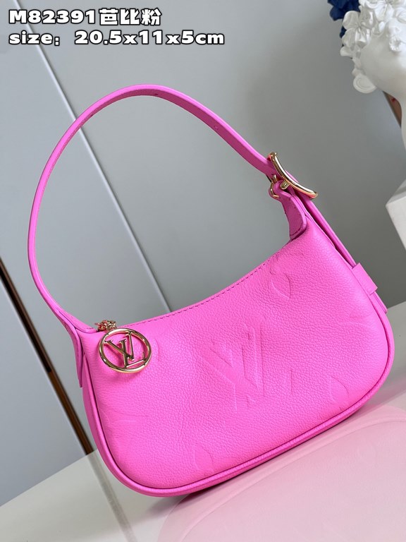 Exclusive M82391 Barbie Pink 】M82487 Mini Moon is crafted from supple Monogram Empreinte embossed leather, with eye-catching details such as the LV Circle logo on the zipper closure reflecting its jewel-like brilliance. 