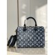 Top of the lineM59609 The Speedy Bandoulière 25 is a relaxed bag in Monogram jacquard denim with cowhide trimmings, and the Monogram jacquard weave has been refined over time to look as good as new. Detailed features25 x