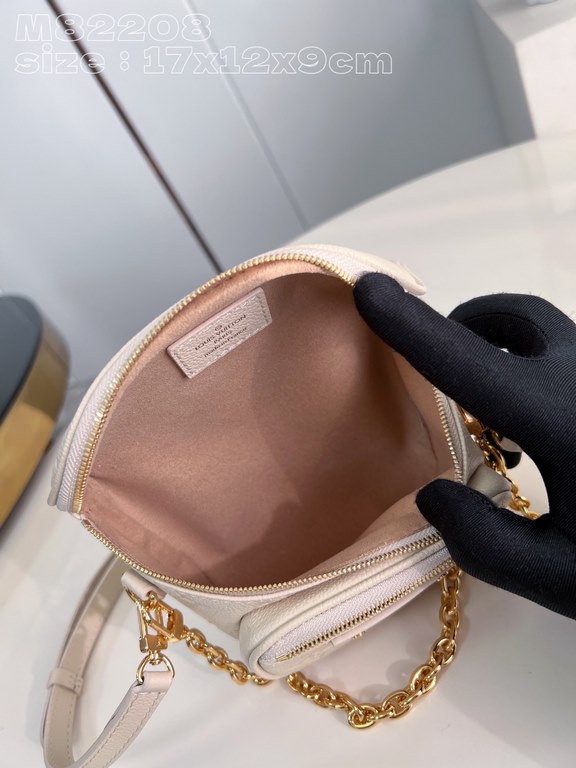 Exclusive M82208 Embossed Cream 】 This Mini Bumbag is crafted from Monogram Empreinte leather, Louis Vuitton's soft take on the trendy fanny pack design, featuring a zippered main compartment and zippered pockets with em