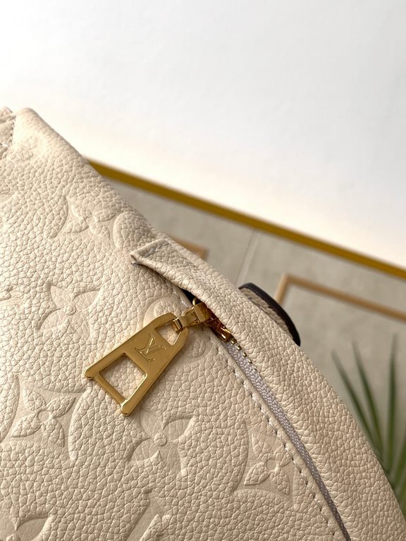 Top qualityM44812 white leather is Italy A grade leather is in the quality, hardware, fabrics, handmade, oil edge, A-grade production, the picture is consistent with the product, size 23x16x10CM