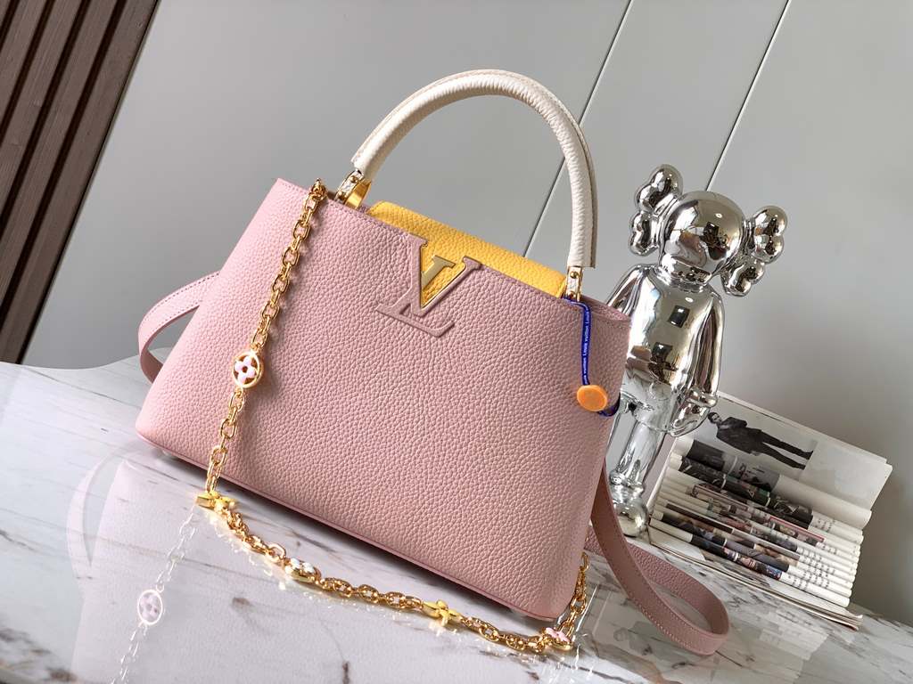 special grade[Extra Fine Original Leather   M20708 Grapefruit Pink Floral Triple]The Capucines medium handbag basks in the baptism of the new season the metallic Monogram florals are hand-polished and enameled to reveal 