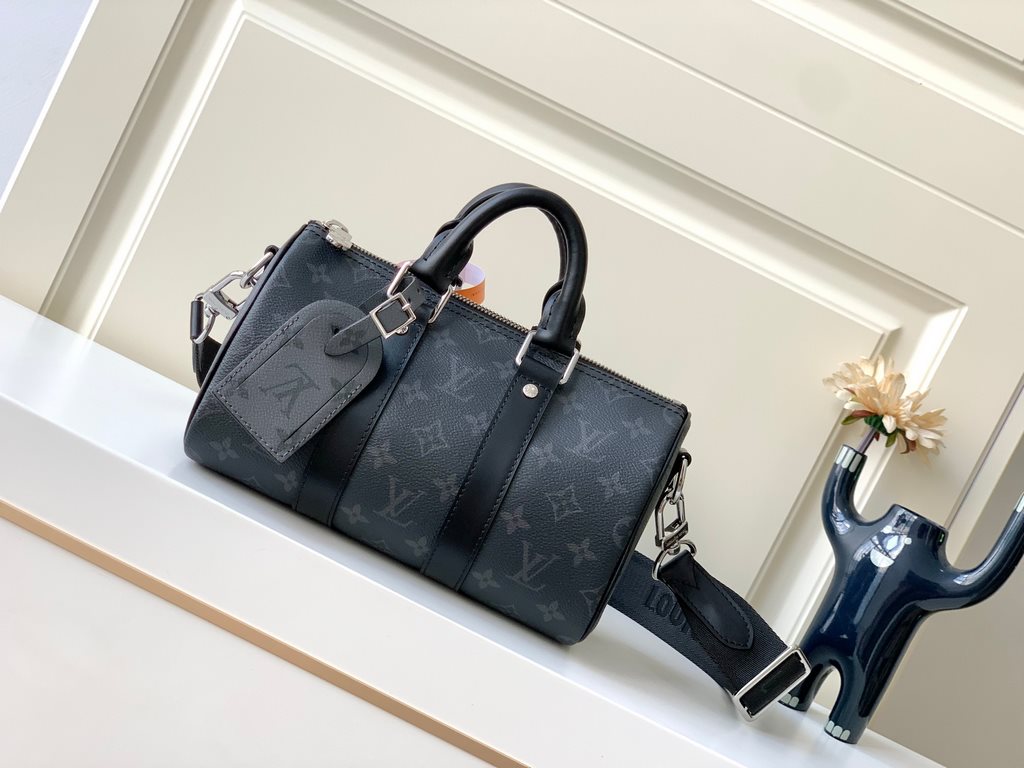 Top Grade M46271 Black Flower The leather is genuine French grade A quality, handmade and oiled with exquisite details Size25x15x11