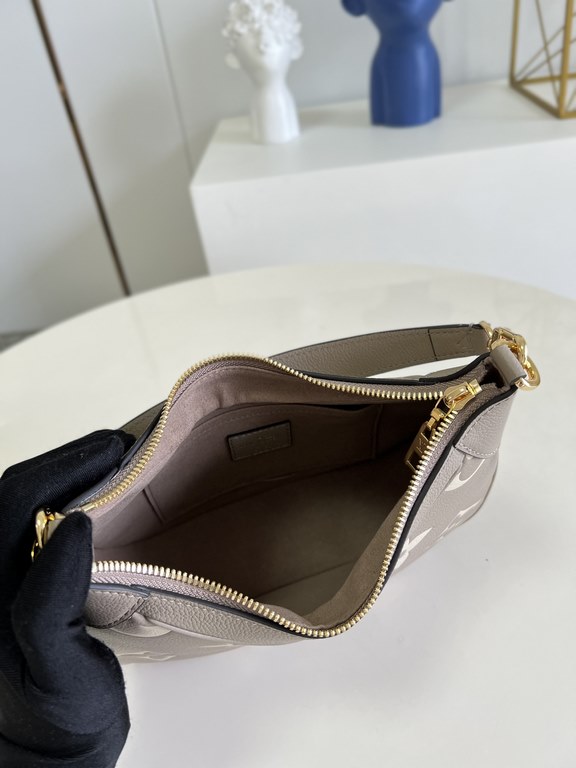 SpecialtyExclusive M46091 Khaki] M46002 This Bagatelle handbag is shaped in Monogram Empreinte soft-grain leather, with a large embossed pattern accentuated by color contrasts. The all-leather embossed pea bag explores o