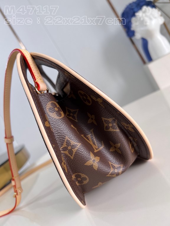 Top [Exclusive M47117] This Around Me bag is made from Monogram-coated canvas, inspired by the LV Circle logo. The logo was created in the 1920s and is featured in Louis Vuitton stores and advertisements. The rounded bag