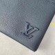 Top    Overseas Original M69837 Dark Blue Exclusive real photo! The new LV Aerogram clutch is a restrained design with an on-trend twist. The soft, supple cowhide leather resembles an old-fashioned airline letterhead, wh