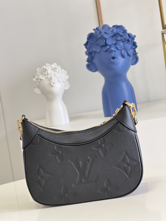 PremiumM46091 Black Embossed] M46002 This Bagatelle handbag is shaped in Monogram Empreinte soft grain leather, with a large embossed pattern in contrasting colors. The full leather embossed pea bag explores trendy carry