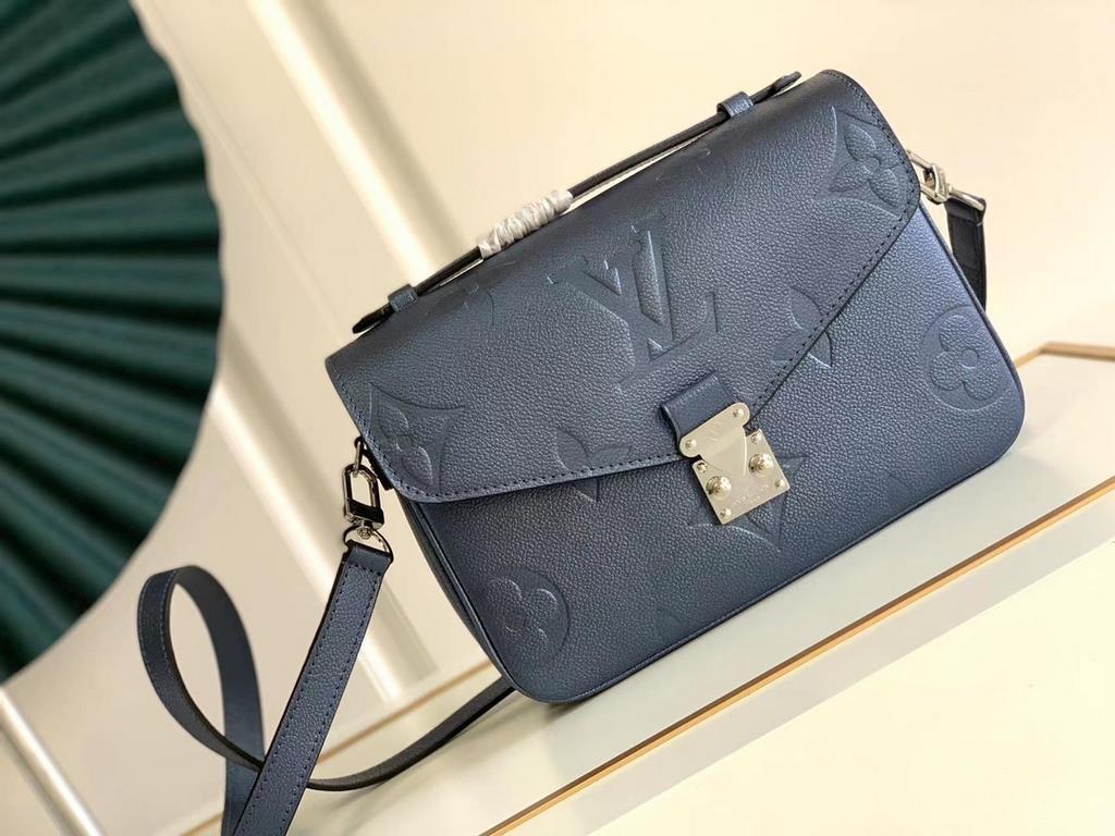 SpecialtyM41487 M59211 Full Leather Messenger Bag Collection The Pochette Metis is an elegant, petite style. Crafted from supple Monogram Empreinte leather, the compact bag features practical pockets and compartments 25.