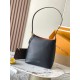 Special MB Chip Edition Original LeatherLow Key Hobo SmallSoft cowhide leather outlines the elegant lines, with suede lining to release the trend, showing the brand's exquisite craftsmanship.Model M25352 Black Dynamic Ch