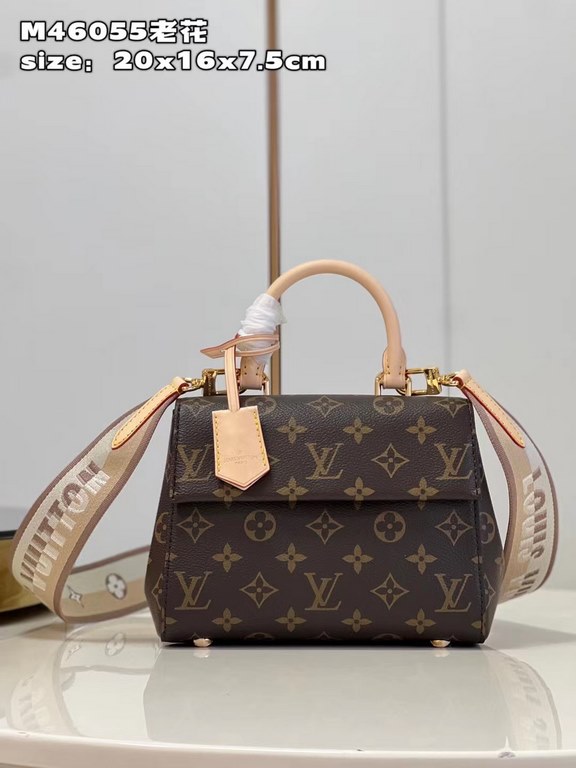 Exclusive M46055 】This Cluny mini bag in Monogram canvas is designed to win over fans of the brand with Louis Vuitton's iconic Toron handles and leather key pouch. The logo fabric shoulder strap can be removed for more c