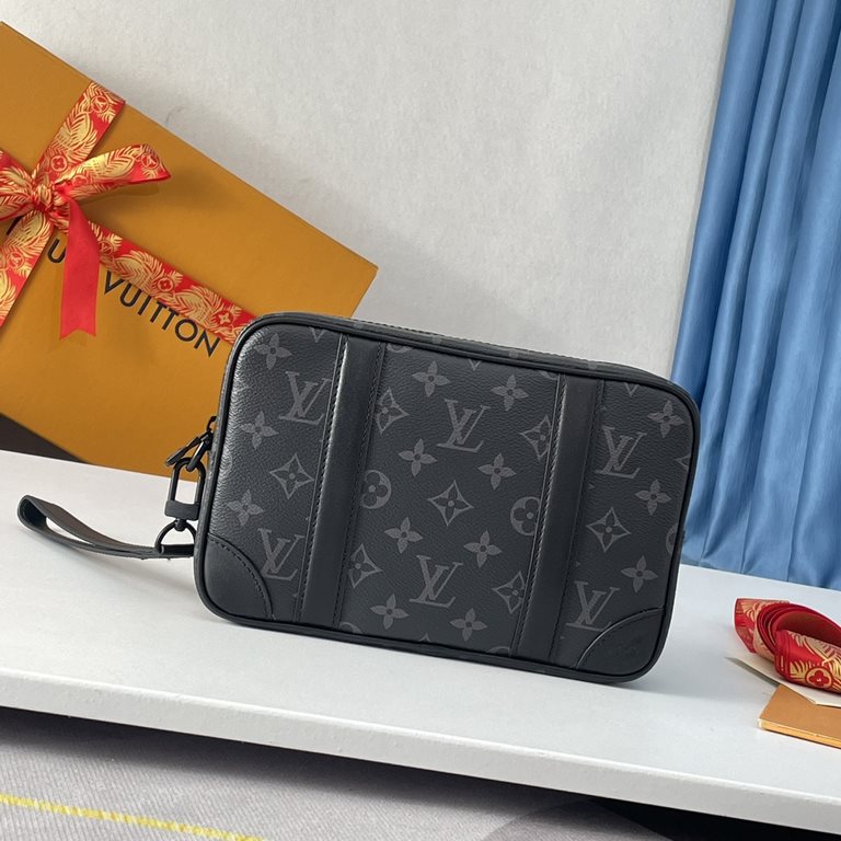 Top    Overseas Original M82076 Black Flower Exclusive! Pochette Kasai Clutch With a spacious zipper opening and an abundance of internal and external pockets and slots for maximum utility, the Kasai clutch in the iconic