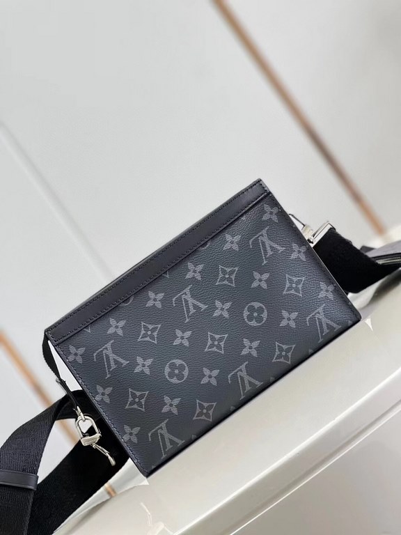 The M81018 Alpha Wearable Wallet with Monogram Eclipse canvas and leather trim holds a cell phone and small money clip. The wide-opening design and side organza construction allows for easy access and the adjustable shou