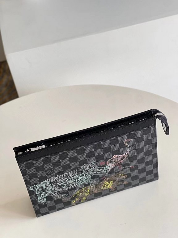 Top [Exclusive N64605] This Pochette Voyage clutch bag encounters the Louis Vuitton seal theme, depicting a wildlife rush in classic Damier Graphite canvas with passport stamp motifs, a tribute to the spirit of free trav