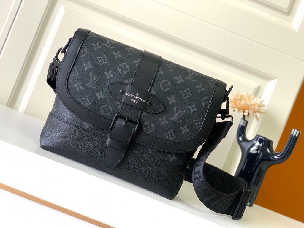 Top Grade M45911 Black Flower Leather is genuine French Grade A quality, handmade Oiled edges with exquisite details Size 36x23x11 Bonding Number 10808540