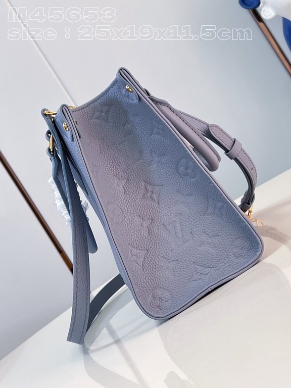 Exclusive M45653 Light Blue Embossed 】M46840 This OnTheGo pouch is crafted from Monogram Empreinte leather in a gentle palette of LV's letters and Monogram floral embossing, which shimmers in the small, square shape. A r