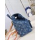 M46836 】The Venice shoulder bag is made of Monogram Denim denim canvas woven from certified cotton and sandwashed to accentuate the sharp lines. Size 21-12-23